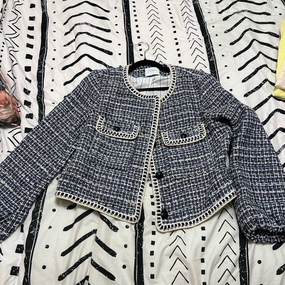Elegant Navy Tweed Blazer